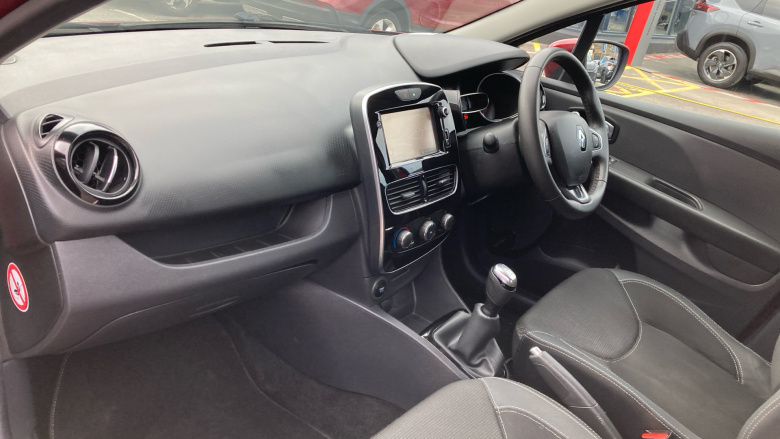 Renault Clio 0.9 TCE 90 Dynamique Nav 5dr Petrol Hatchback